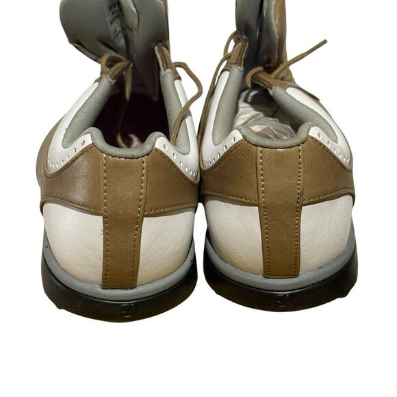 FootJoy Saddle Golf Shoes White Brown Men's Size 9.5 Leather Spiked 93914 - Picture 6 of 9
